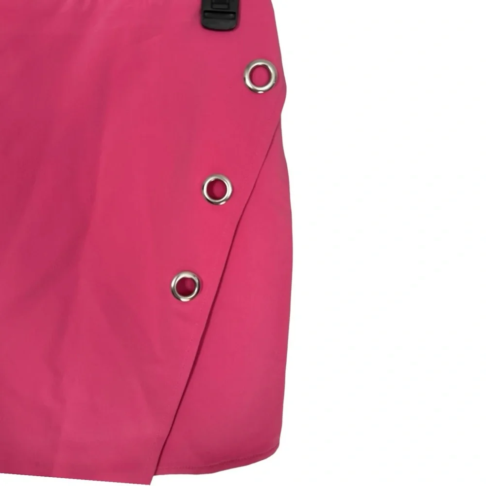 h:ours bright pink